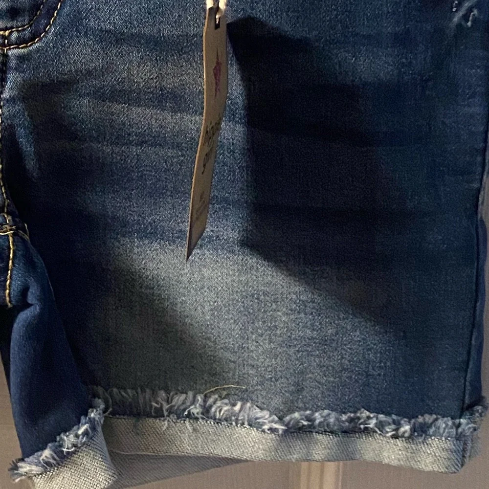Hippie Girl Midi Jean Shorts Regular Rise Super‎ Soft Stretch Adjustable Waist